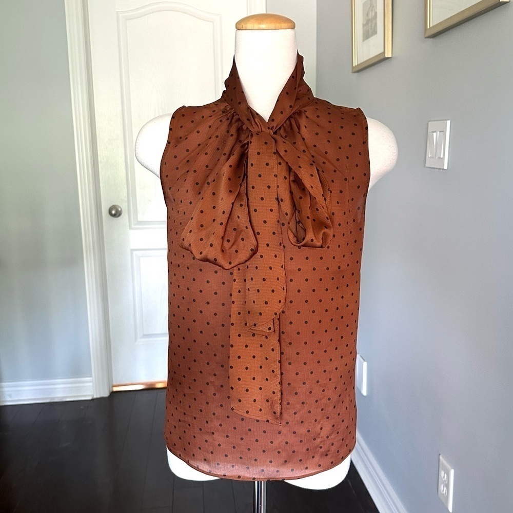 BANANA REPUBLIC Brown Polka Dots Sleeveless Blouse with Tie Neckline - Size S